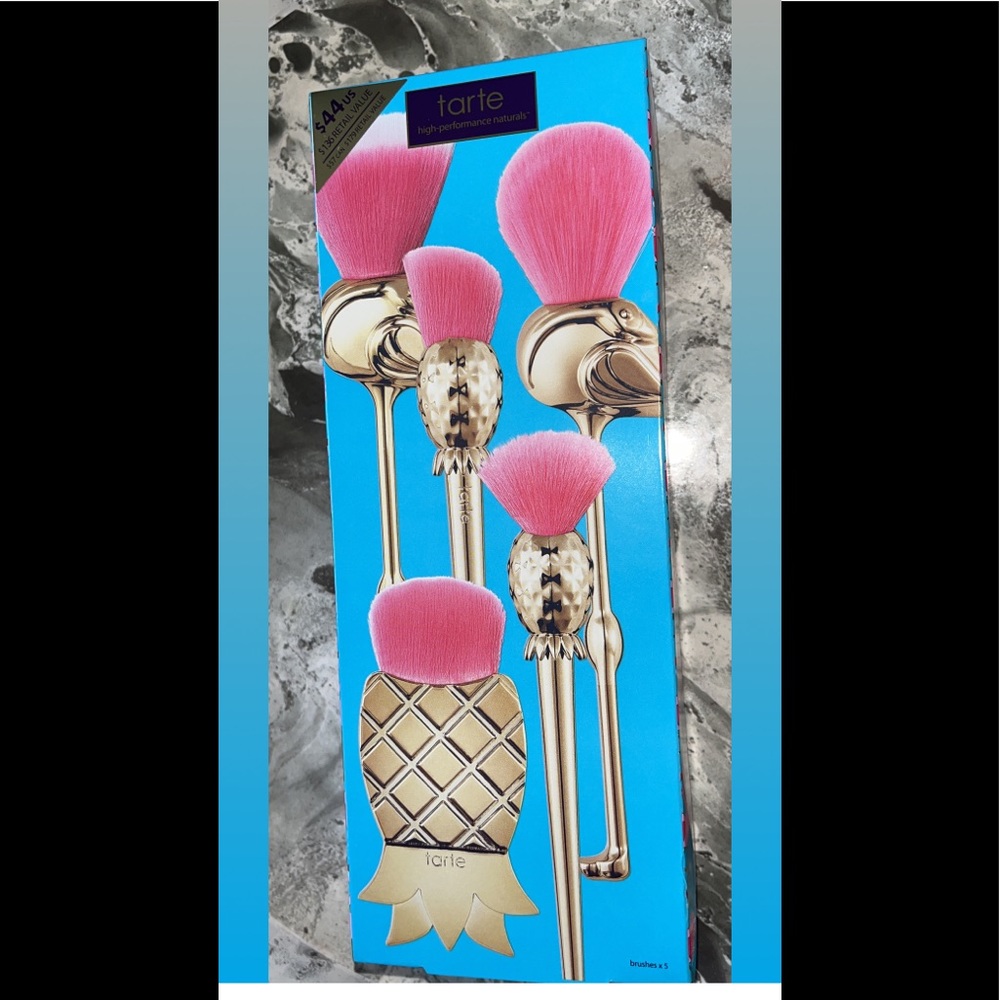 New LE gold Tarte Flamingo brush set